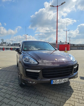 Porsche Cayenne cena 209100 przebieg: 146000, rok produkcji 2015 z Kielce małe 562